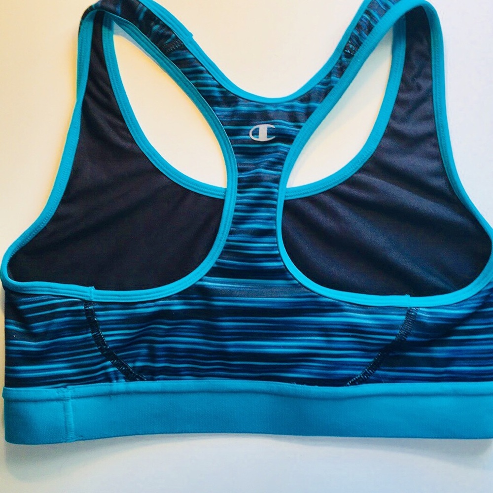 Sports bra, size M - Picture 2 of 2